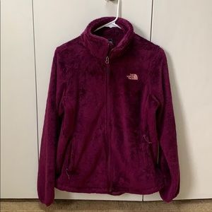 Dark magenta NorthFace Furry Fleece